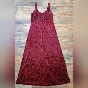 Vintage Women's Burgundy Red Velvet Maxi Dress Size Small